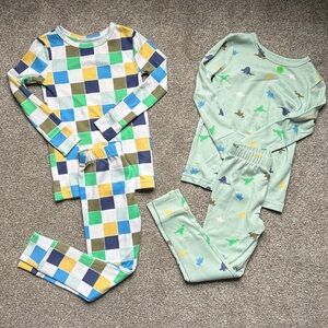 4T pajamas, set of 2- Cat and Jack